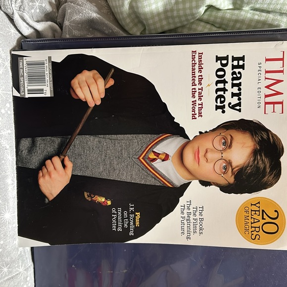 Time Special Edition Harry Potter Inside The Tale- 20 years of magic - Picture 2 of 7